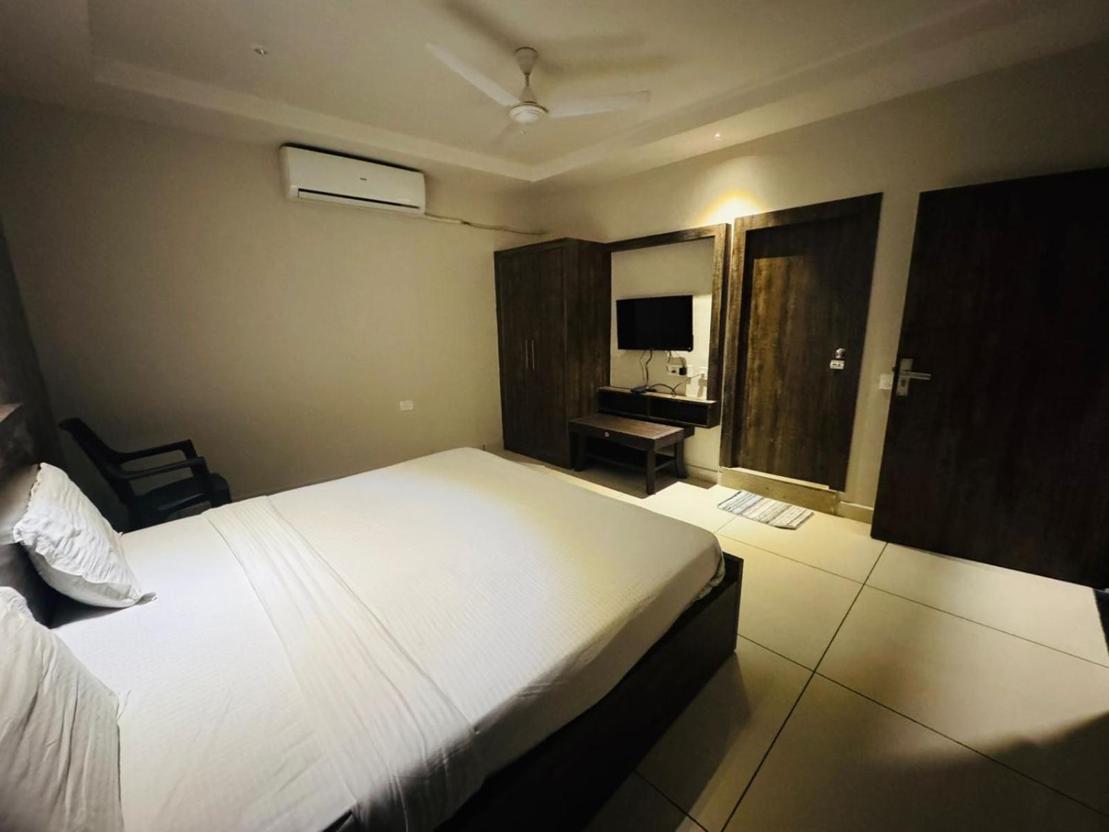 Rudrapur Hotel Pearl Inn מראה חיצוני תמונה